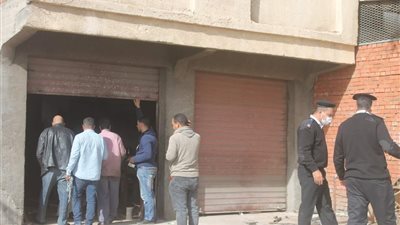 لمخالفة شروط التعاقد.. غلق وتشميع 9 محال صناعية بمدينة السادات