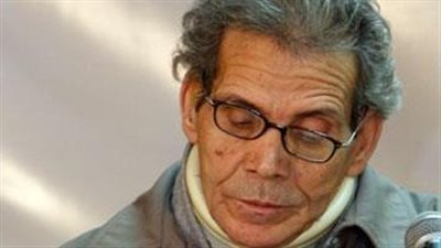 الشاعر محمد الشهاوي يجري جراحة عاجلة.. ومصدر: وزير الثقافة اطمأنت عليه هاتفيا 