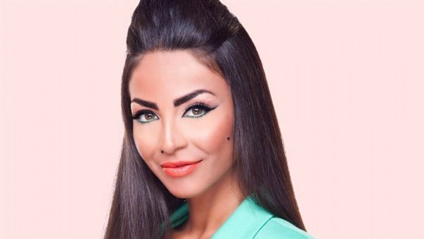 دوللي شاهين