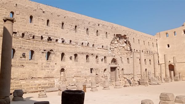 سور الدير الأبيض