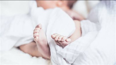 العثور على طفل رضيع على كوبري هندسة بالمنيا 