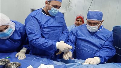 المستشفيات التعليمية: إجراء عمليتين لعلاج عيب خلقي بالقلب لطفلين لأول مرة بالقليوبية