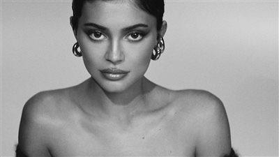 بعد تخطيها حاجز الـ 300 مليون متابع.. كايلي جينر الأكثر شهرة على انستجرام بعد رونالدو |صور