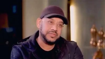 عصام كاريكا: أحضر لأغاني مع الكينج محمد منير.. وهذا سبب غيابي عن الساحة الفنية 