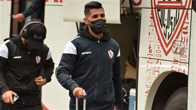 حافلة الزمالك تصل ستاد القاهرة استعدادًا لمواجهة إنبي في كأس الرابطة