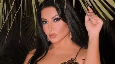 سمية الخشاب: الجمهور بيستغل مرضي في الكوميكس.. وأنا لو كحيت هطلع تريند | فيديو جراف