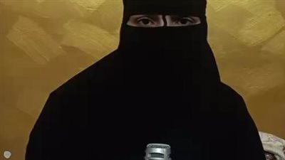 الدكتور نسي الفوطة في بطنها بعد الولادة.. إهمال طبي يتسبب تدمير أمعاء مريضة بالوارق | فيديو