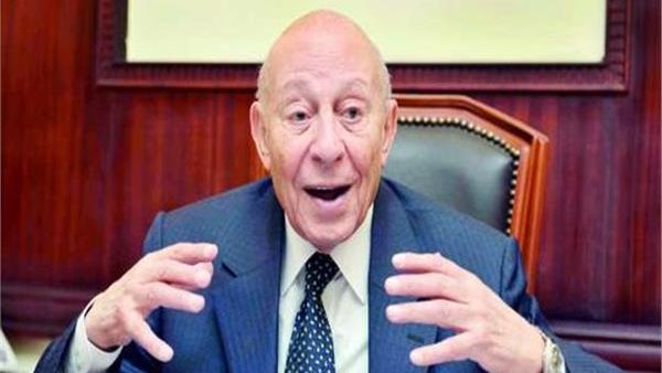 محمد فائق وزير الإعلام