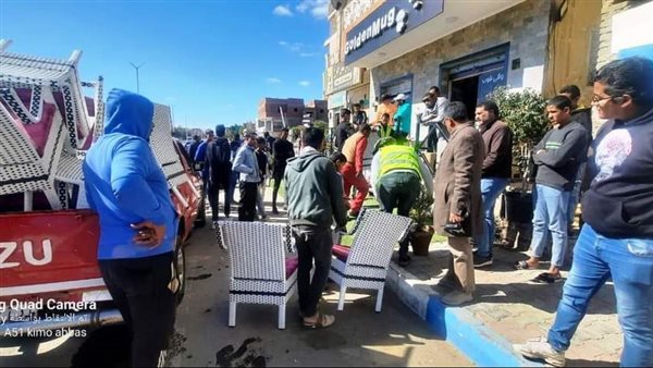 حملة على مقاهي رأس