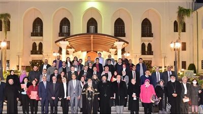 البابا تواضروس الثاني يلتقي أساتذة الدراسات القبطية من الجامعات المصرية