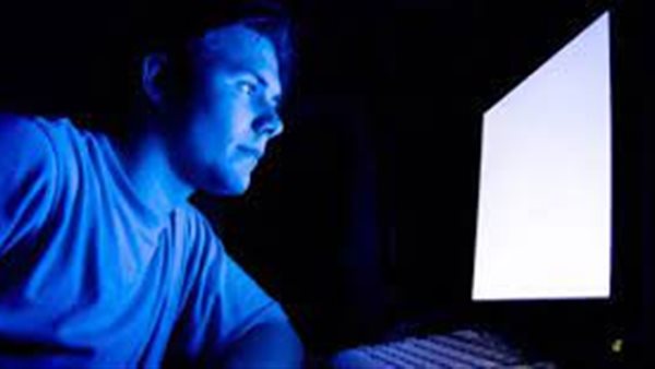 إدمان المواقع الاباحية