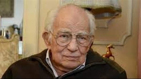  الفنان رشوان توفيق