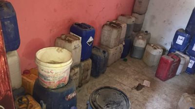 سقوط 3 أشخاص لإدارتهم مصنع عقاقير طبية دون ترخيص بالنزهة