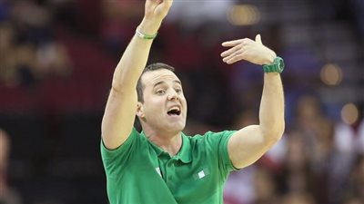 الأمريكي ويليام فويت يصل إلى القاهرة اليوم لتولي تدريب الزمالك