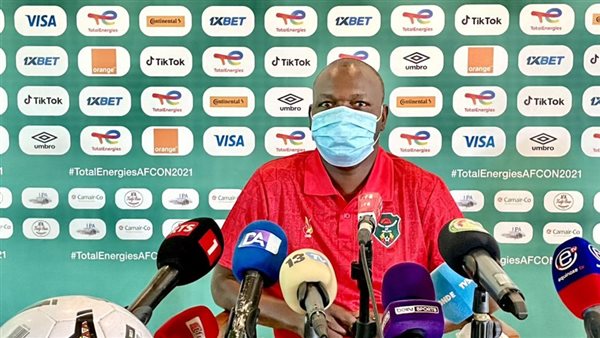 ميك مواسي مساعد مدرب