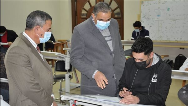 رئيس جامعة كفر الشيخ