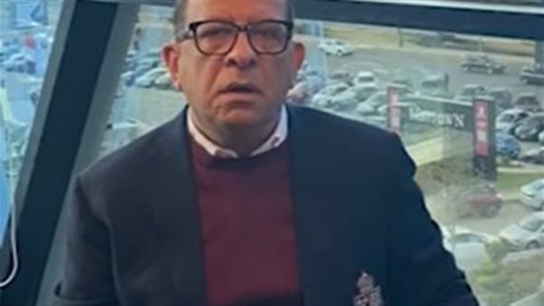 أشرف عبدالعزيزدفاع