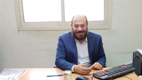 الدكتور أحمد عبادي