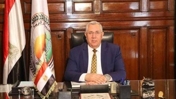 وزير الزراعة واستصلاح