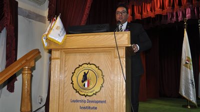 إعداد القادة ينظم برنامجا تدريبيا لمديري العموم ومديري الإدارات بالجامعات المصرية