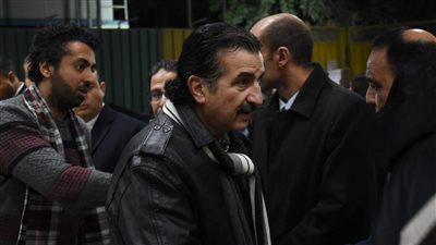 عصام شلتوت يقدم واجب العزاء في شقيق خالد لطيف بمسجد الحامدية الشاذلية | فيديو