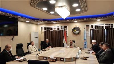 لجنة الأزمات بجامعة الأزهر تشدد على تطبيق الإجراءات الاحترازية بالامتحانات 