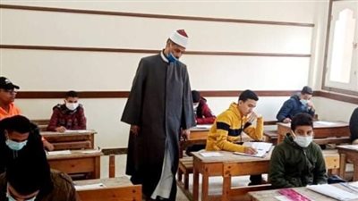 اليوم.. طلاب الثانوية الأزهرية بالقليوبية يؤدون امتحان مادة النحو