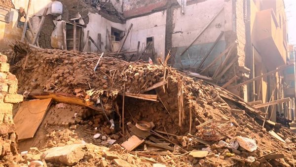 إنهيار جزء من عقار