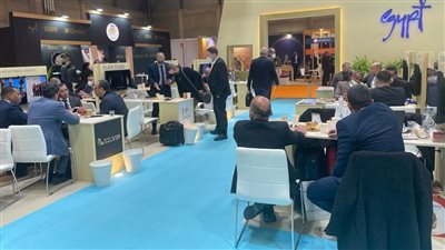 لقاءات مهنية بالجناح المصري بالمعرض الدولي للسياحة والسفر بالعاصمة الإسبانية | صور 