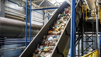 معلومات الوزراء: 120 مليون دولار استثمارات بمشروع تحويل المخلفات الصلبة إلى طاقة كهربائية| إنفوجراف