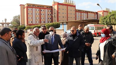  رئيس جامعة الأزهر يتابع حركة الصيانة بالمدينة الجامعية │ صور
