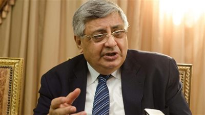 مستشار الرئيس للصحة لـ القاهرة 24: صرف عقار كورونا بتذكرة طبية مختومة من طبيب متخصص