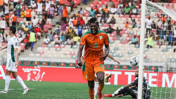 جانب من لقاء كوت