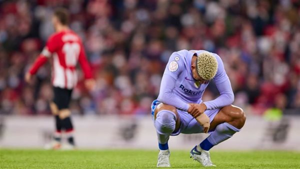 الحزن يخيم على أحد