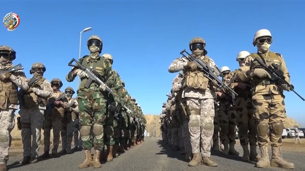 أغنية على العهد مخلصين