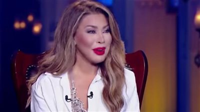 نوال الزغبي: قابلت أشباه رجال كتير.. وهذه مواصفات فارس أحلامي