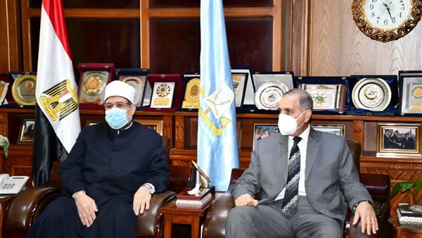 محافظ كفر الشيخ ووزير