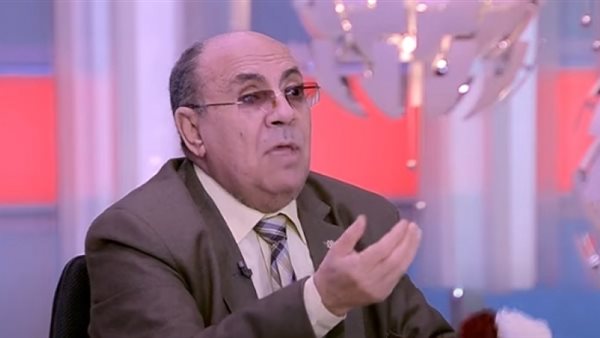 الدكتور مبروك عطية