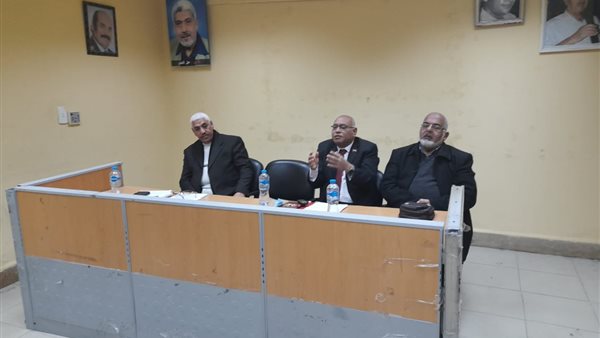 منصة إحدى الندوات