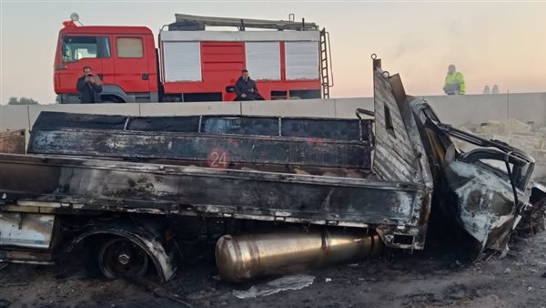 تفحم سيارة في السادات