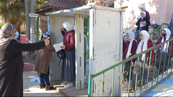 امتحانات الطلاب 