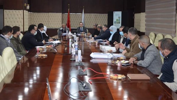 اجتماع مسئولو الإسكان