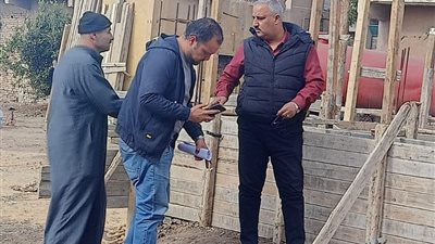 وكيل وزارة الشباب والرياضة بالقليوبية يتابع إجراءات إنشاء المقر الإداري لمركز شباب الدير