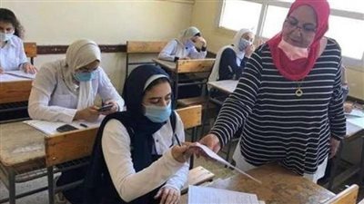 بث مباشر| وسط إجراءات احترازية مشددة وبدخول التابلت.. تفاصيل امتحانات الصف الأول الثانوي ورقيًا