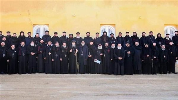 عقد اجتماع مجمع كهنة