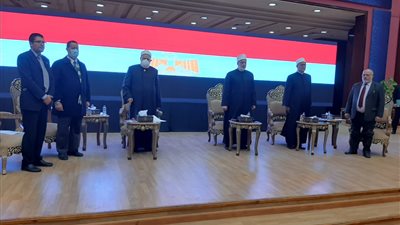 مركز الأزهر العالمي للفلك الشرعي: 64% يتابعون مضامين الأبراج والتنجيم