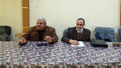 ندوة تعريفية بالقانون 152 لتوفيق أوضاع المشروعات غير المرخصة بسوهاج │ صور