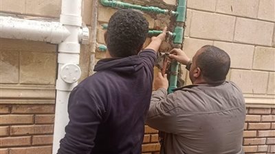 جهاز دمياط الجديدة ينفذ حملة لضبط مخالفات وصلات المياه غير القانونية