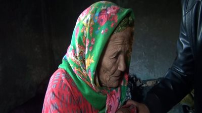 تبلغ 100 عام.. التضامن تدعم سيدة مسنة بالشرقية ماديًا وتعيد تأهيل منزلها