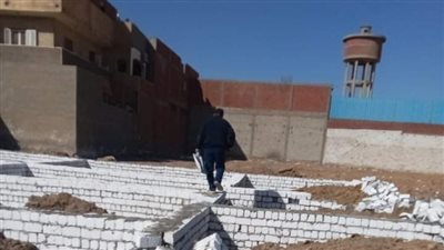 إزالة 12 حالة تعدي على الأراضي الزراعية بالفيوم